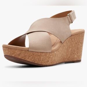 Clarks Womens Annadel Eirwyn Sandal.  Size 8.5